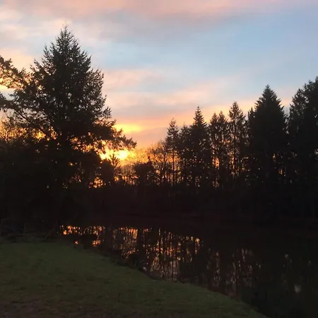 Charming 2-bed In Domfront-en-poiraie Perrou