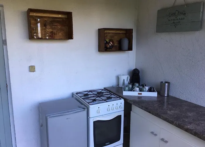 Charming 2-bed In Domfront-en-poiraie Perrou